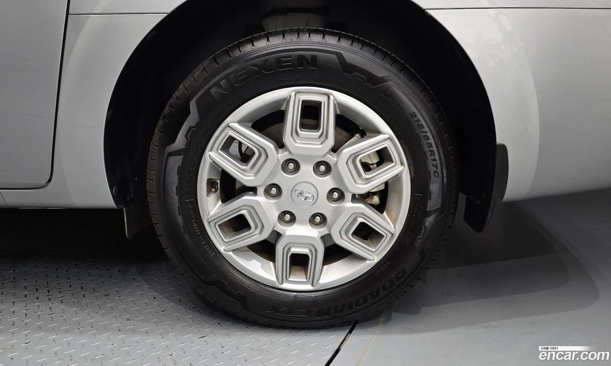 Hyundai Staria 2022 — 16