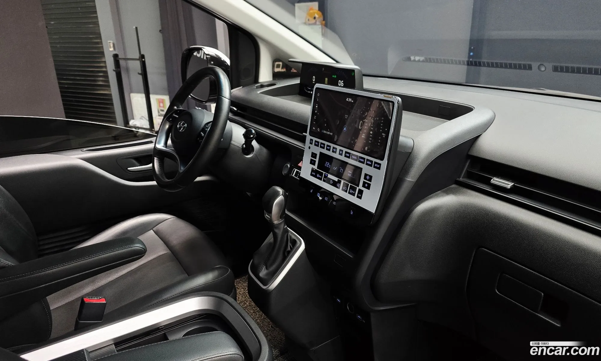 Hyundai Staria 2022 — 17