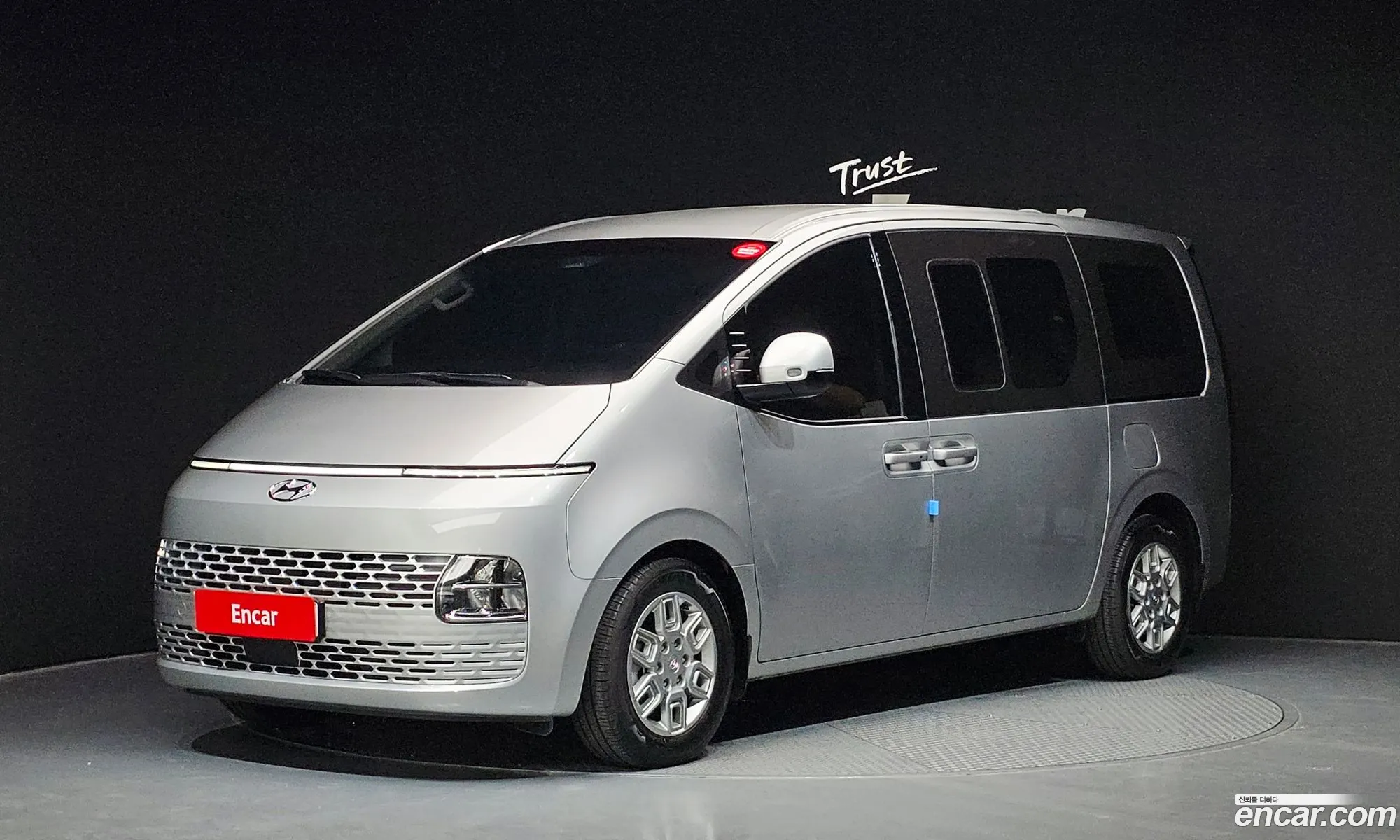 Hyundai Staria 2022 — 26