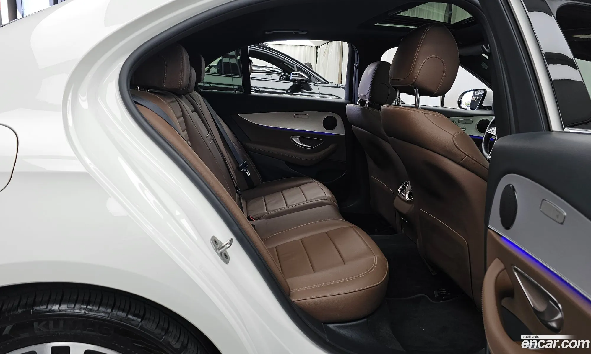 Mercedes-Benz E-Class W213 2021 — 16