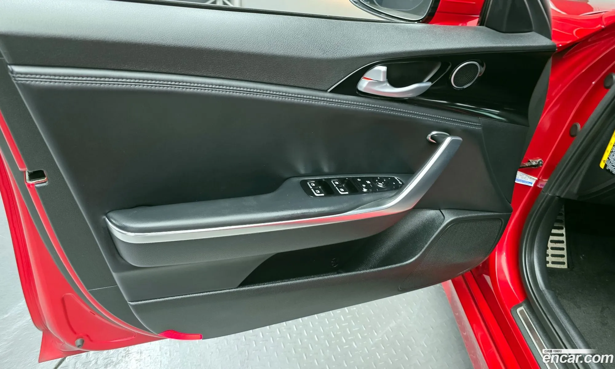 Kia Stinger 2020 — 24