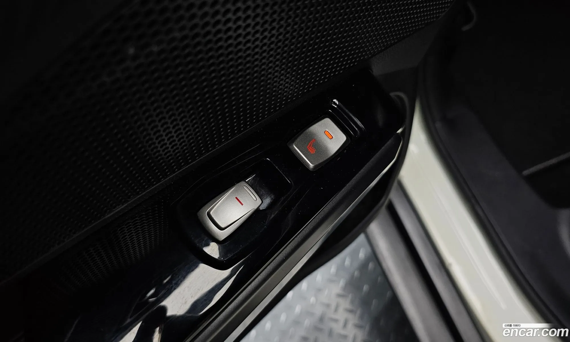 KG Mobility (SsangYong) Tivoli Air 2016 — 27