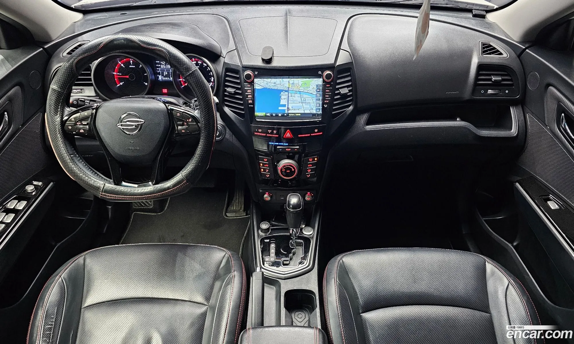 KG Mobility (SsangYong) Tivoli Air 2016 — 18