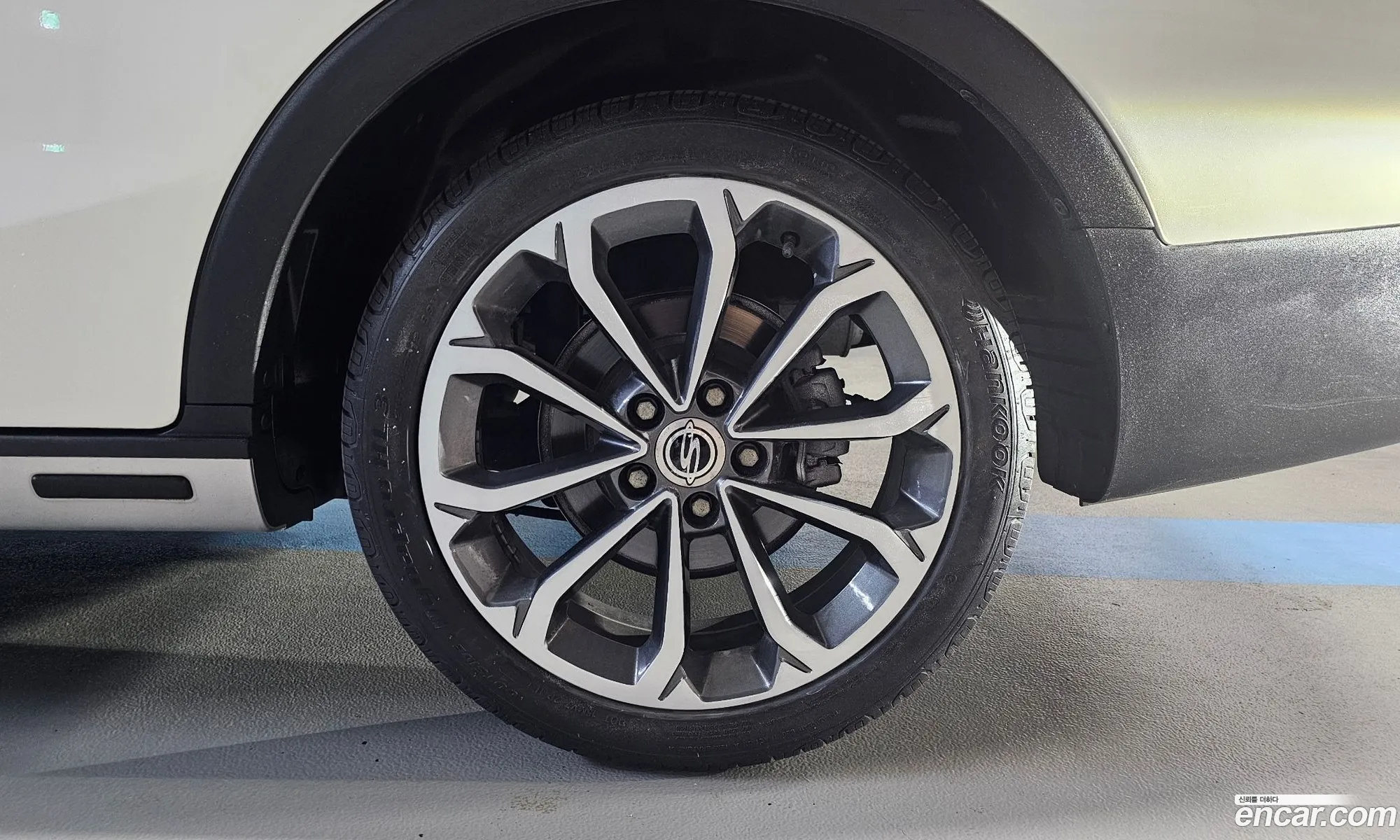 KG Mobility (SsangYong) Tivoli Air 2016 — 14