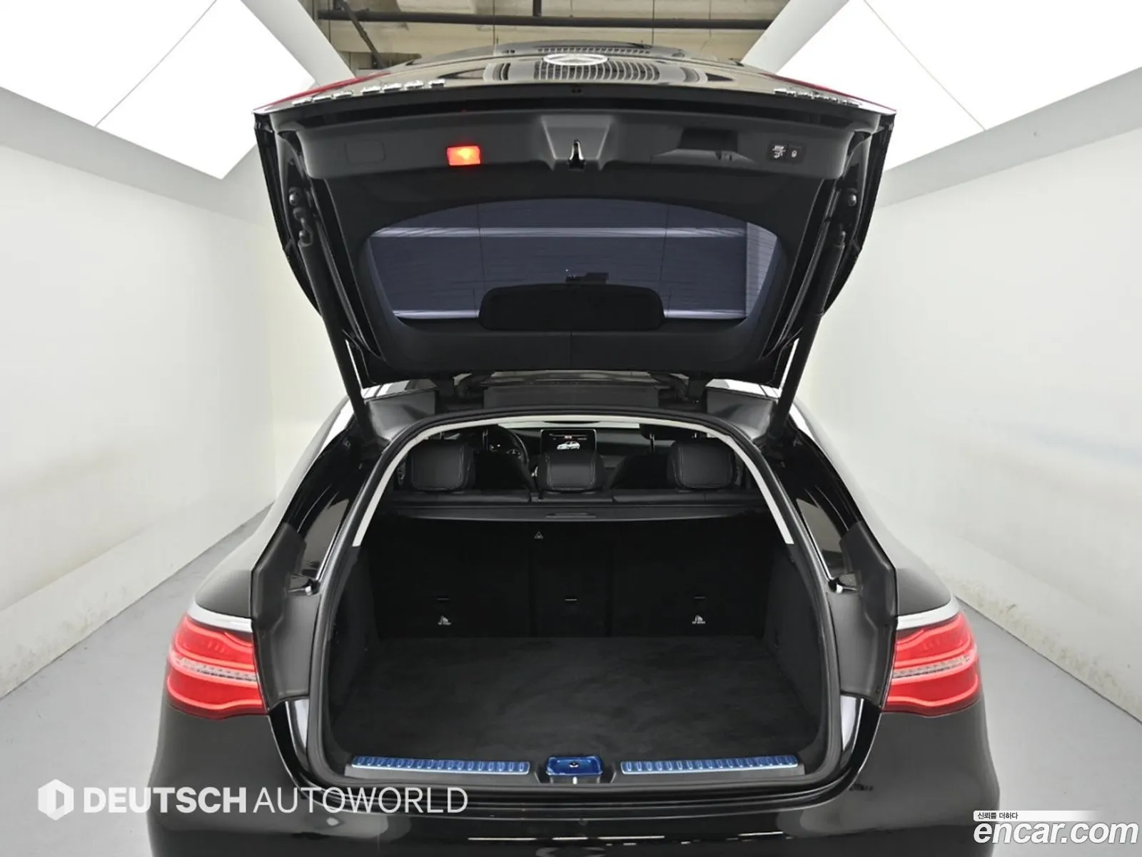 Mercedes-Benz GLC-Class X253 2017 — 13