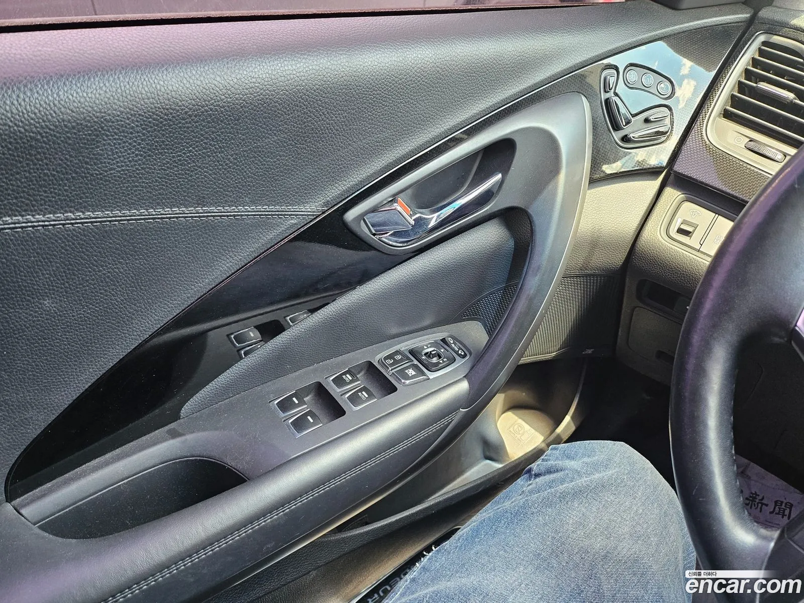 Hyundai Grandeur HG 2015 — 15