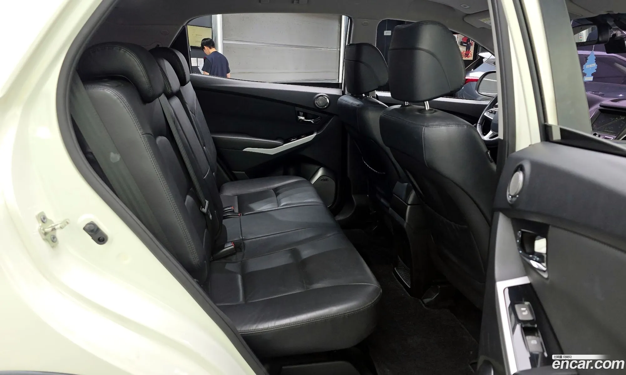 KG Mobility (SsangYong) Style Korando C 2017 — 4