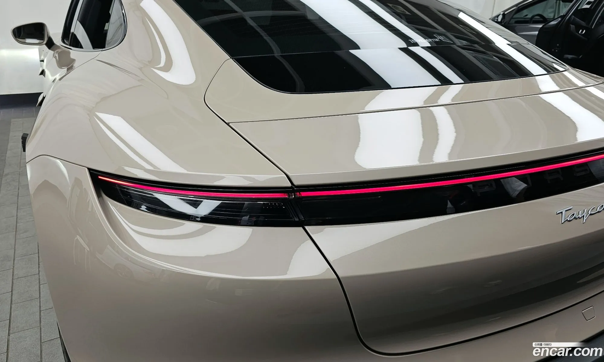 Porsche Taycan 2022 — 8