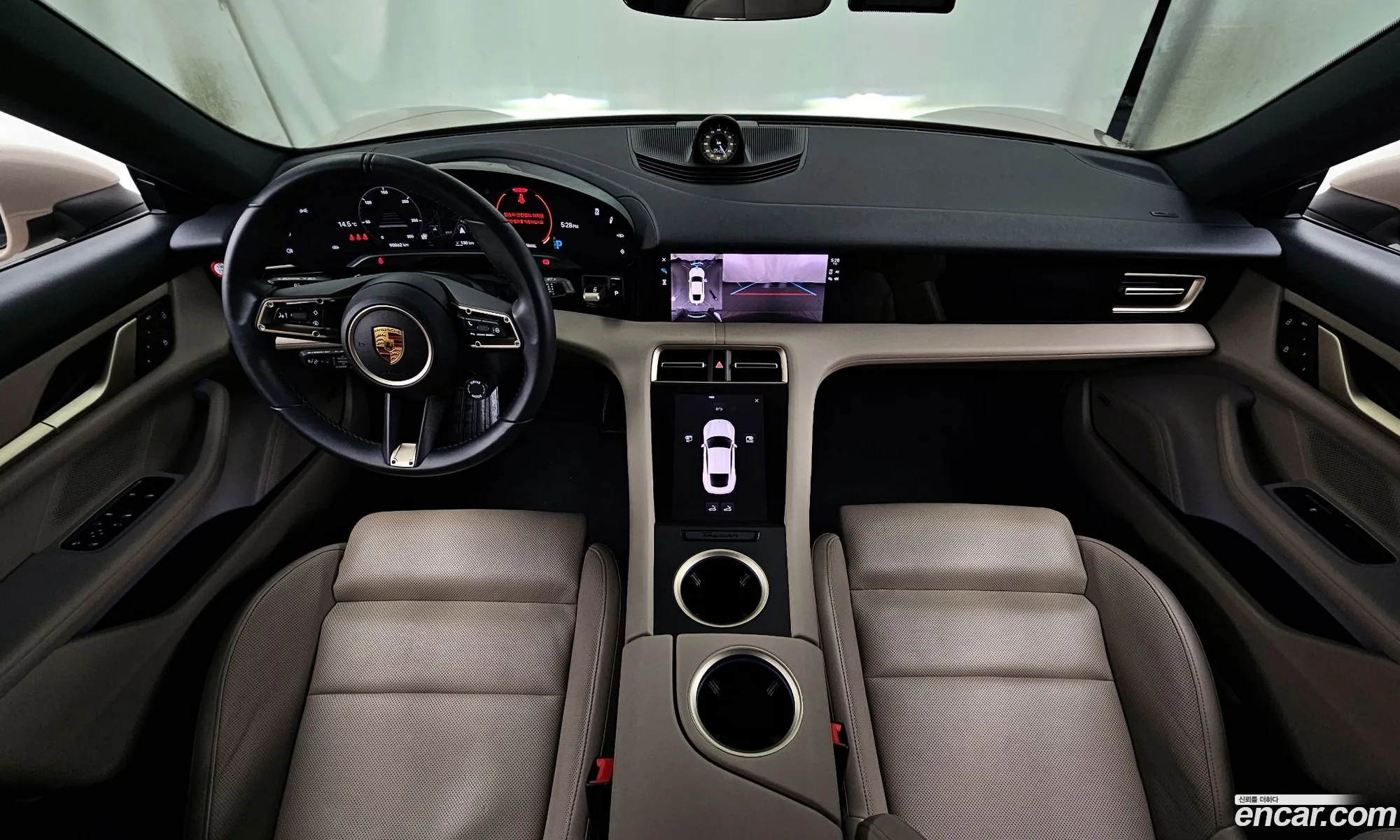 Porsche Taycan 2022 — 36