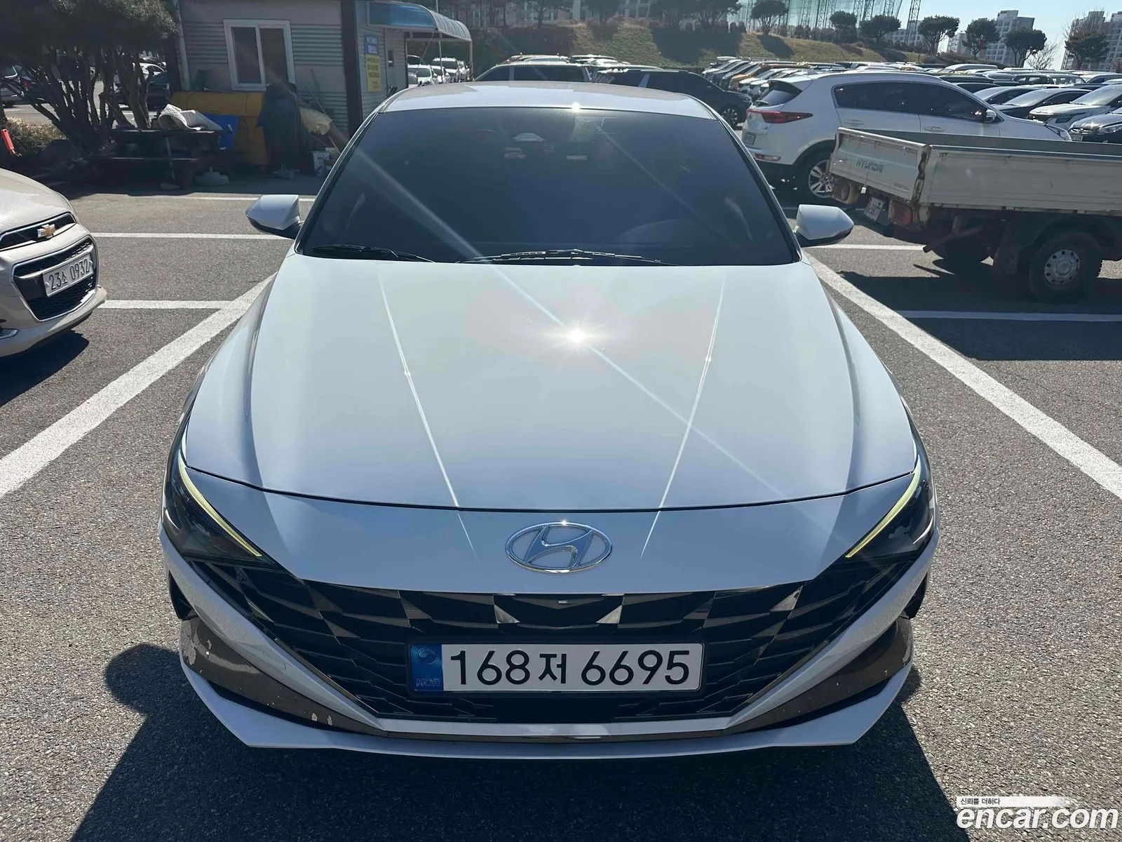 Hyundai Elantra 2021 — 8