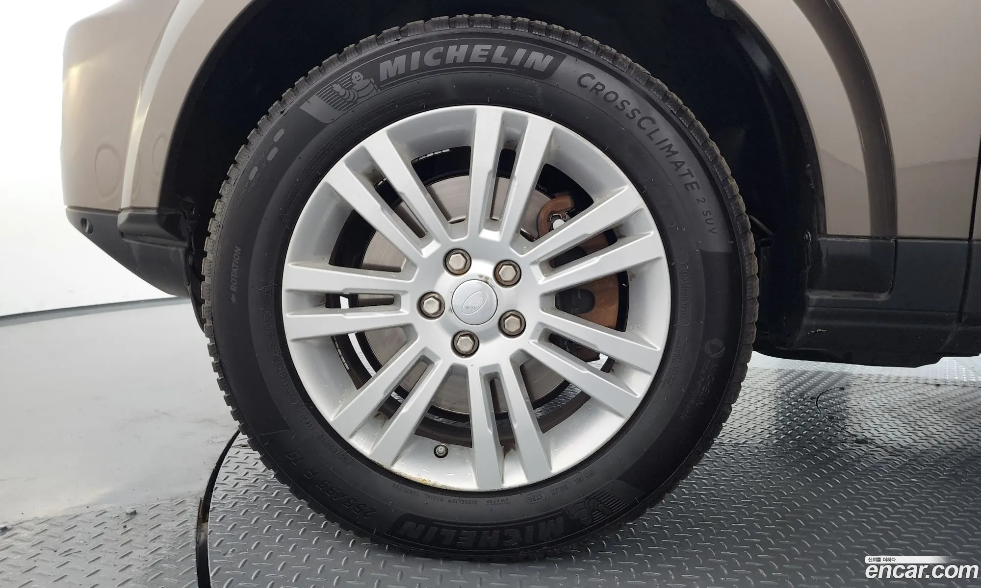 Land Rover Discovery 4 2015 SALLAAAG6FA774277 — 18