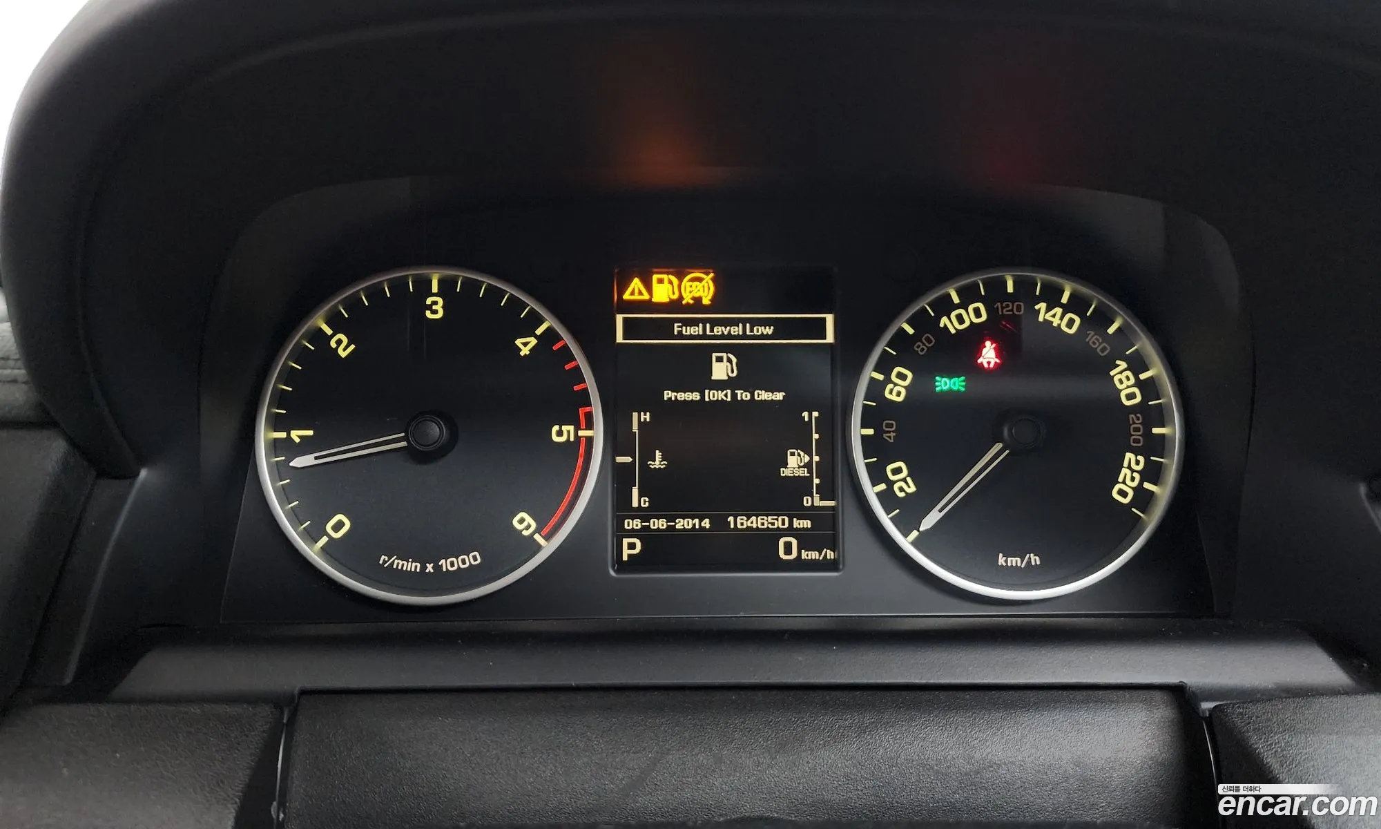 Land Rover Discovery 4 2015 SALLAAAG6FA774277 — 16