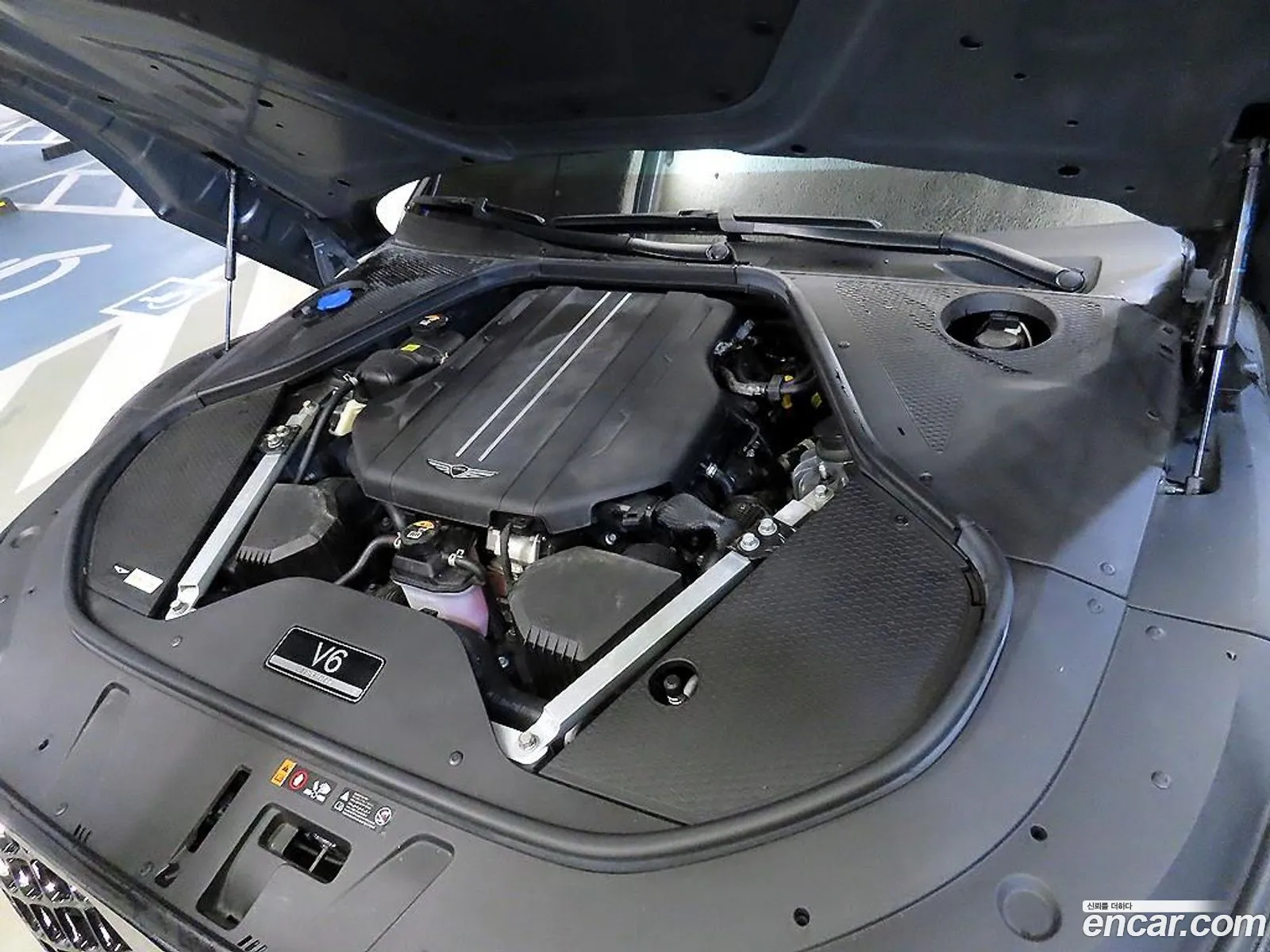 Genesis G90 2022 — 15