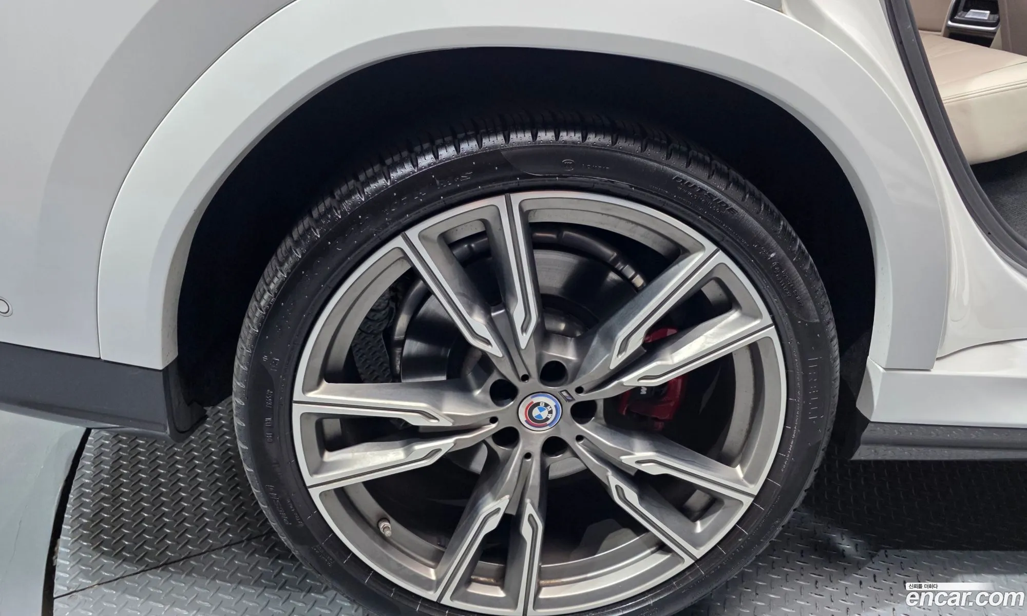 BMW X6 2022 — 14