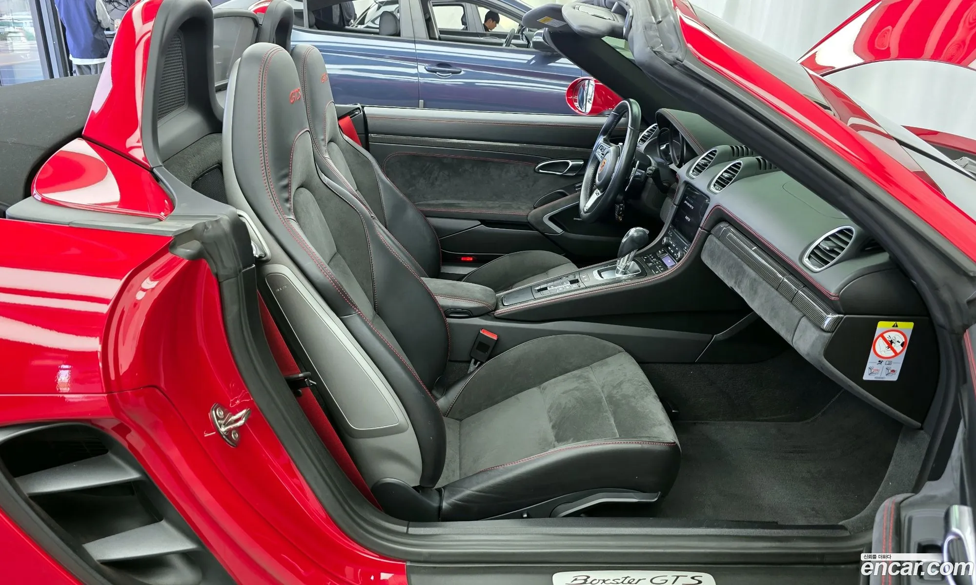 Porsche 718 Boxster 2018 WP0CB2988JS228457 — 18