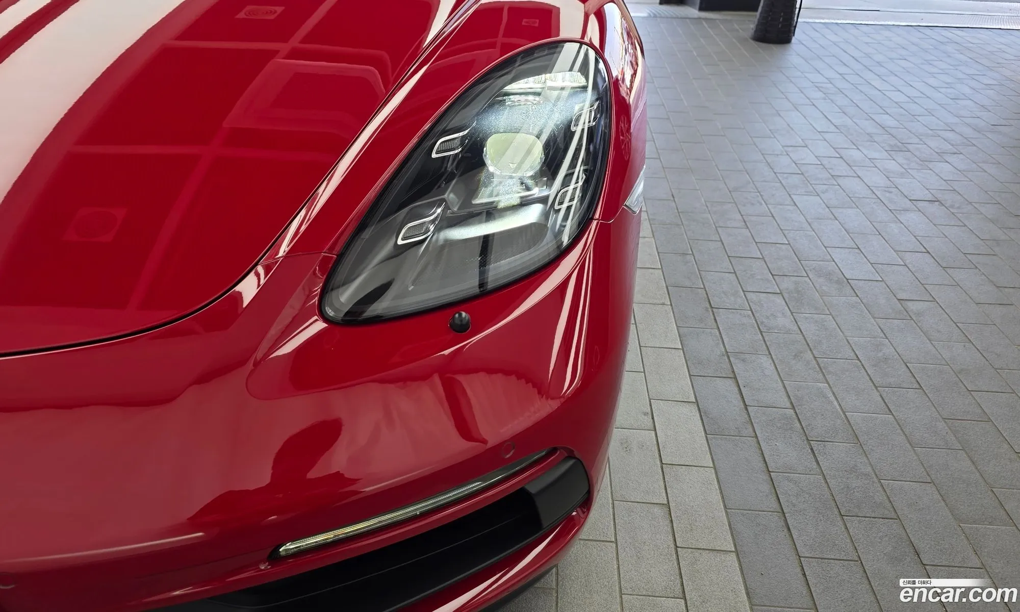Porsche 718 Boxster 2018 WP0CB2988JS228457 — 16