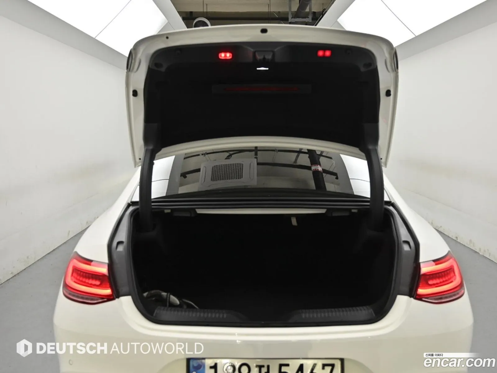 Mercedes-Benz CLS-Class C257 2018 — 12