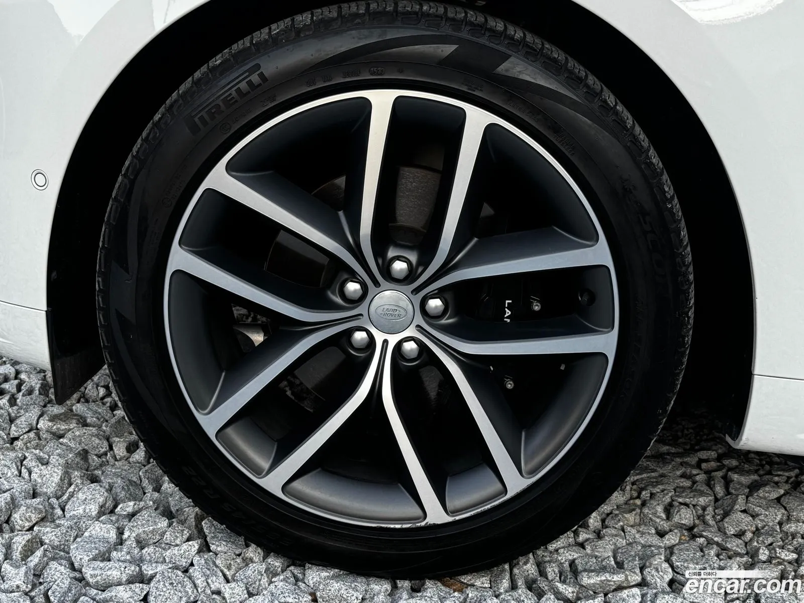 Land Rover Range Rover Sport 2023 — 11