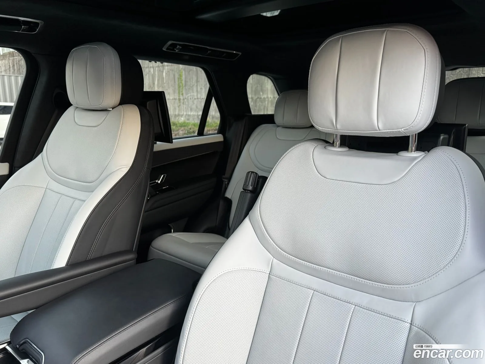 Land Rover Range Rover Sport 2023 — 14