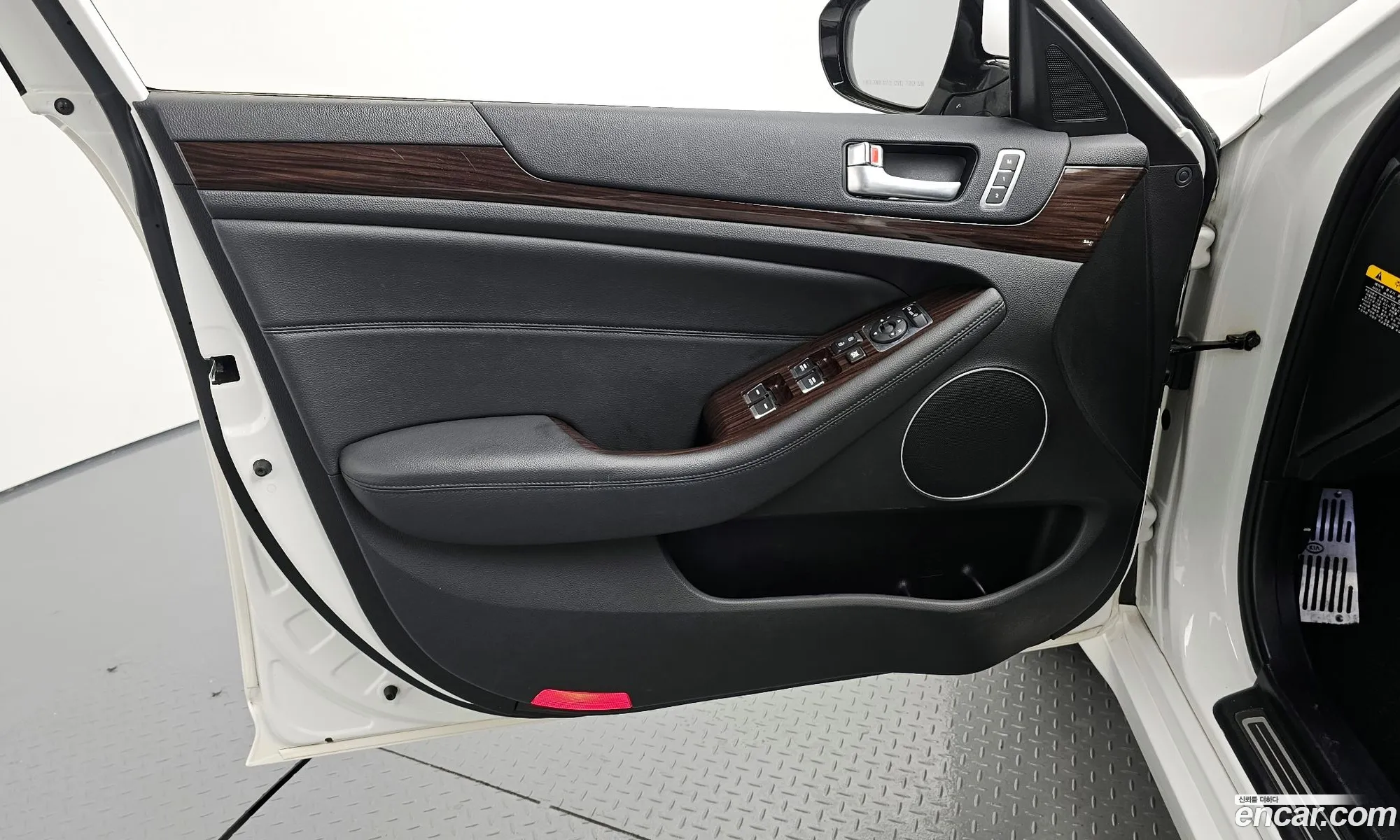 Kia K7 2014 — 13