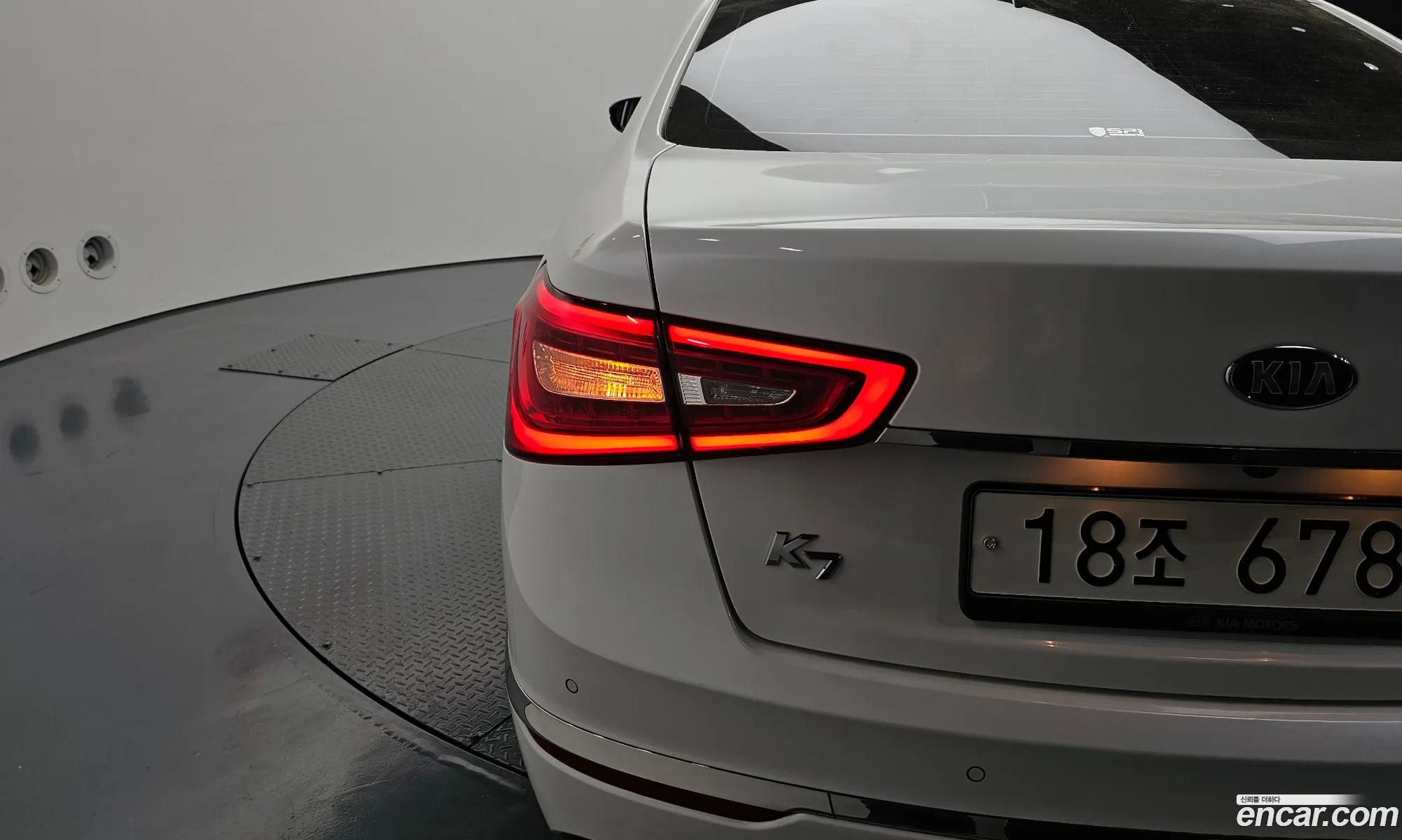 Kia K7 2014 — 20