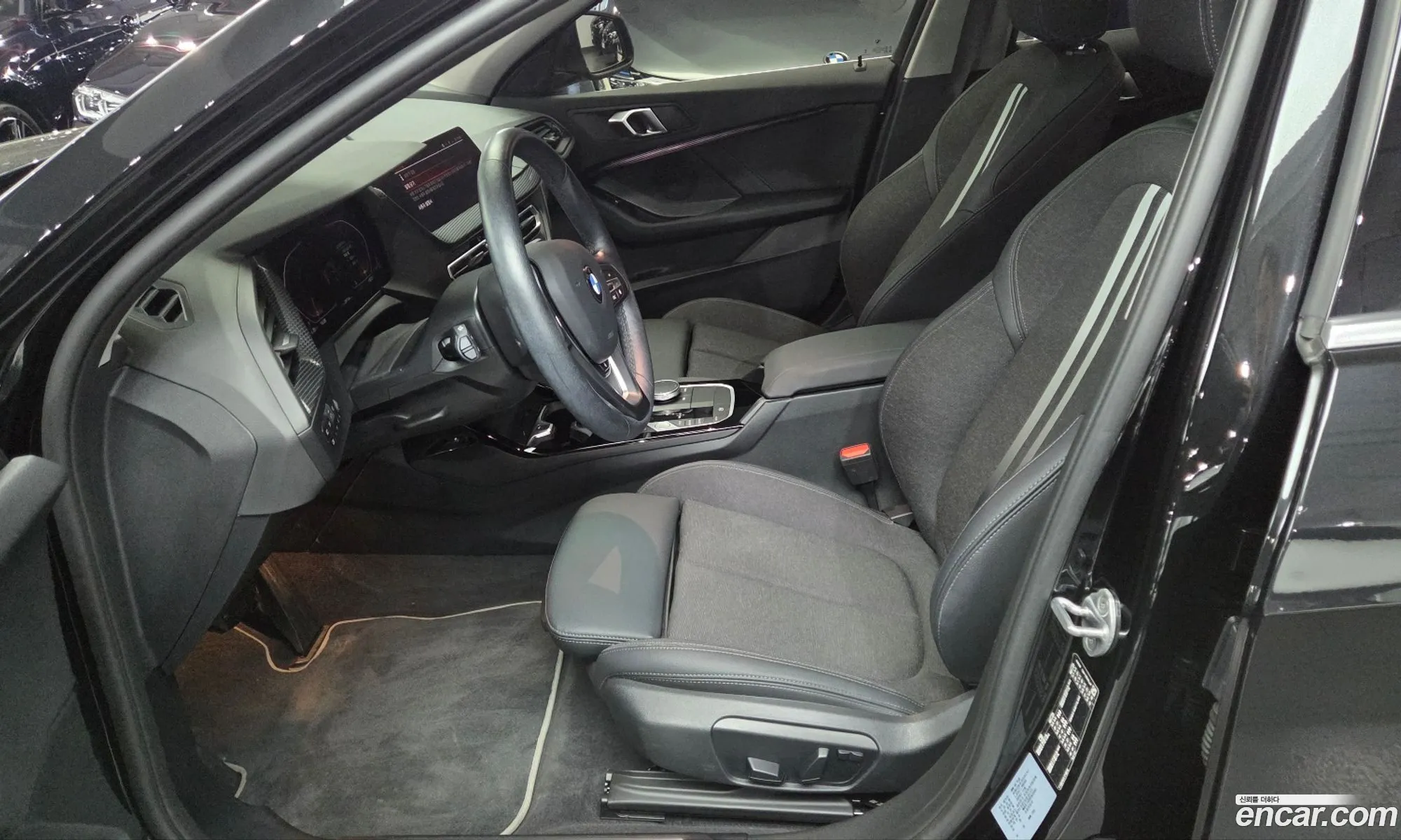 BMW 1 Series 2024 — 12