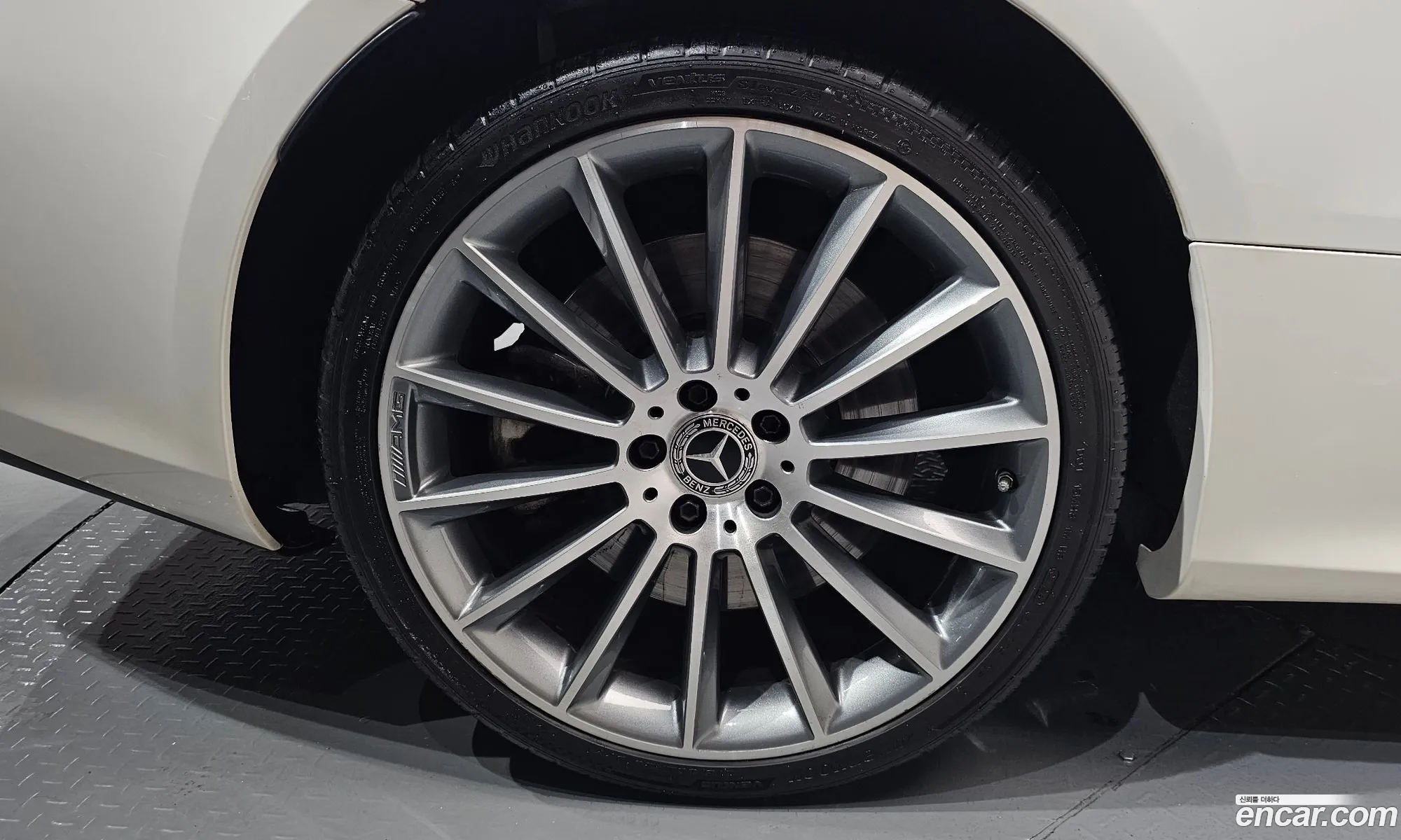 Mercedes-Benz E-Class W213 2020 — 16