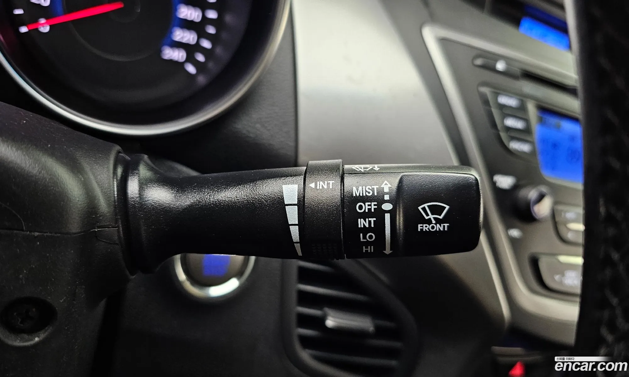 Hyundai Elantra MD 2013 — 25
