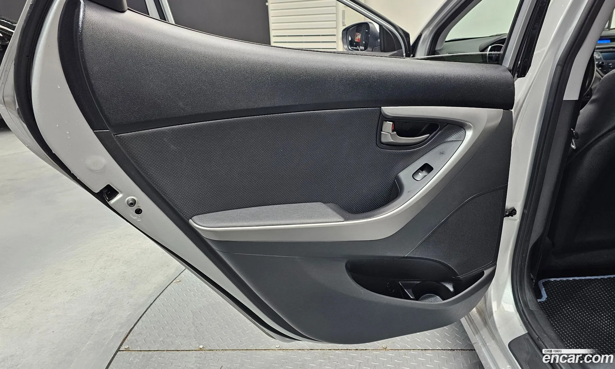 Hyundai Elantra MD 2013 — 10