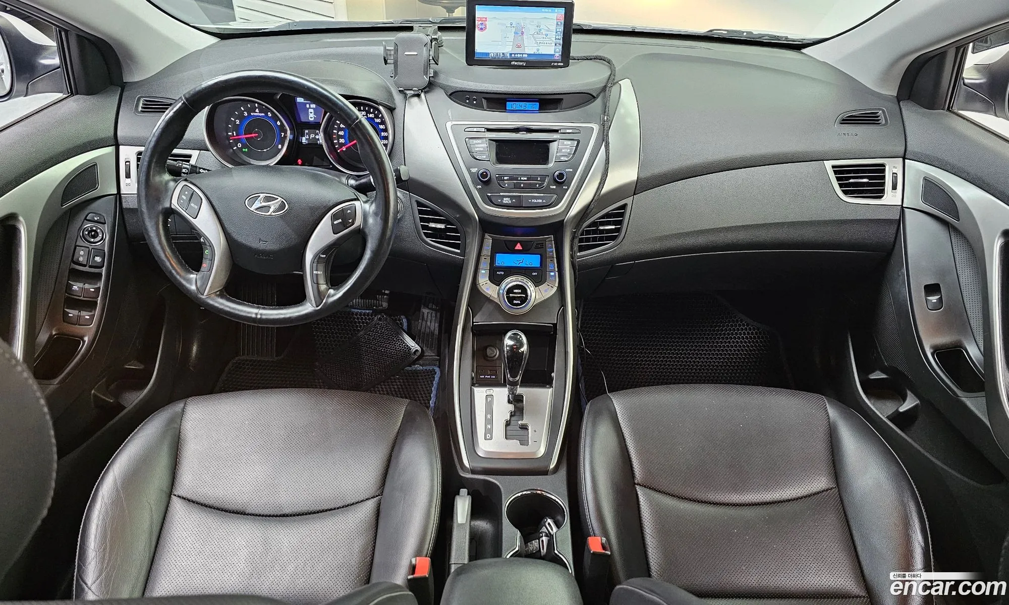 Hyundai Elantra MD 2013 — 28