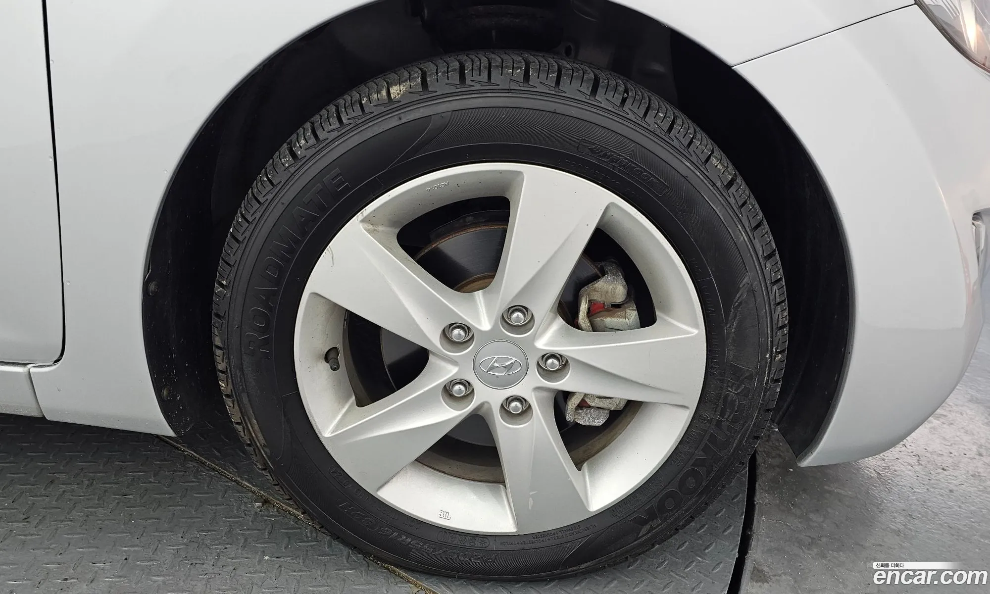 Hyundai Elantra MD 2013 — 26