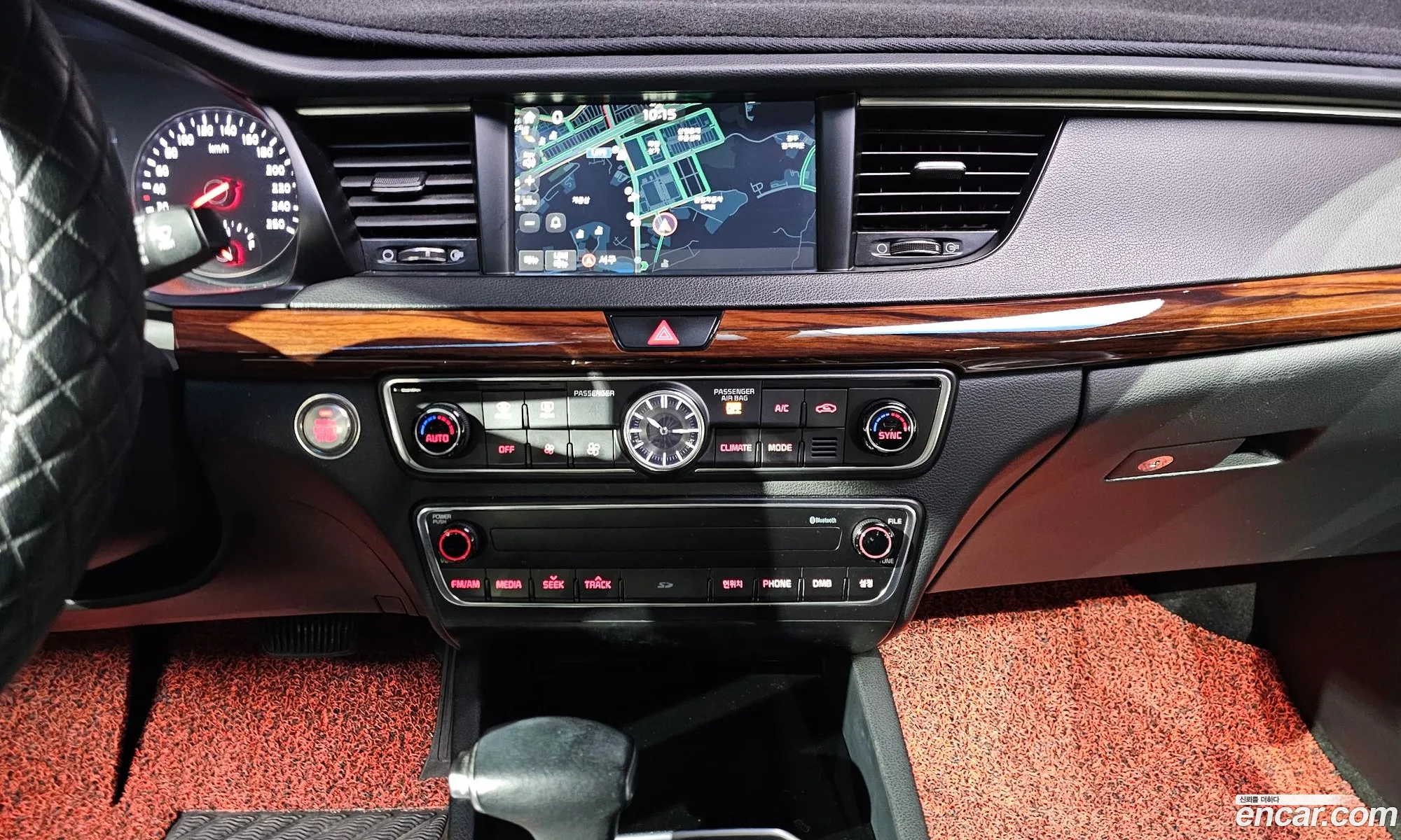 Kia K7 2016 — 12