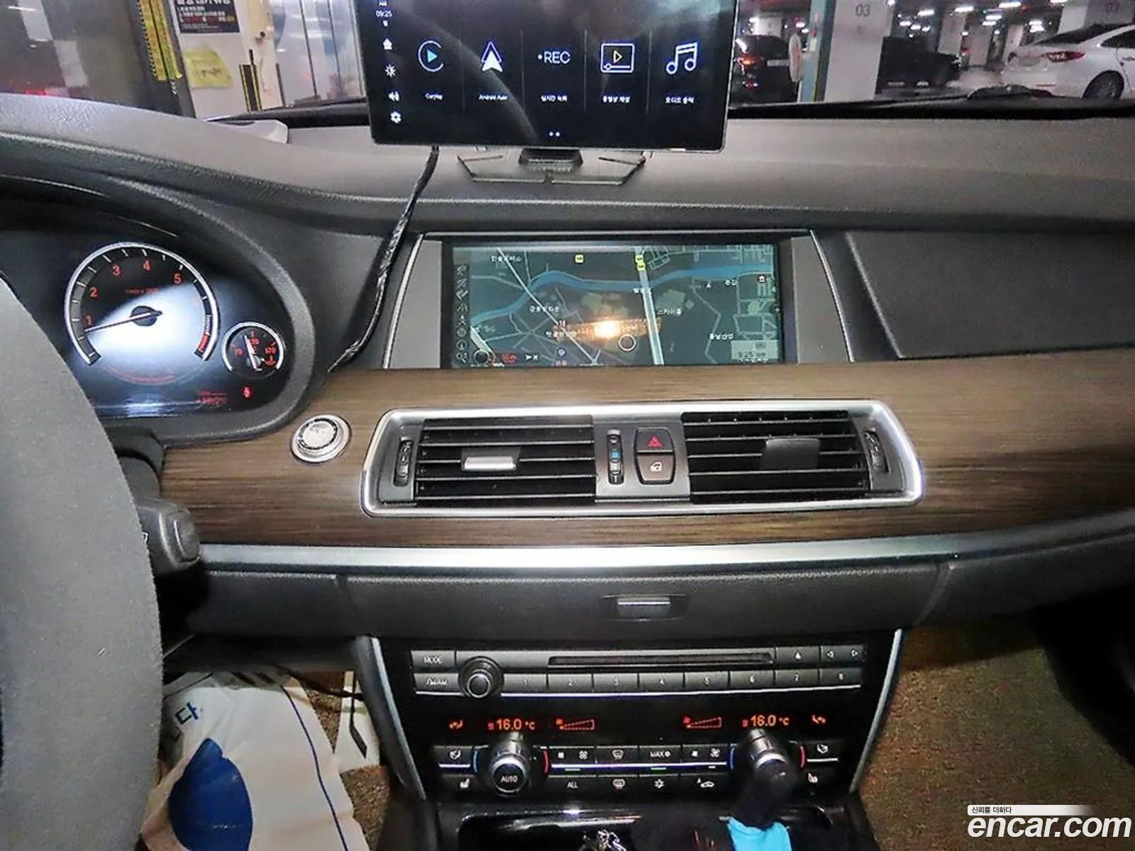 BMW 5 Series GT 2011 — 4