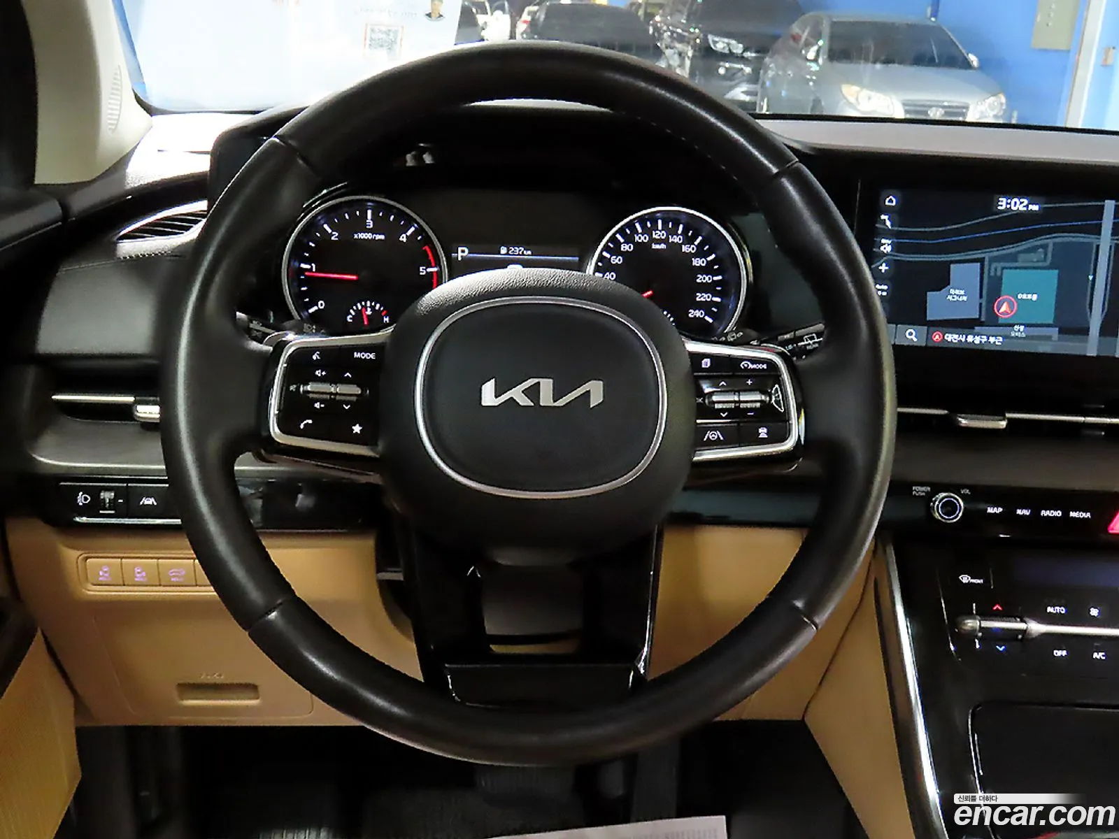 Kia Carnival 2022 — 2
