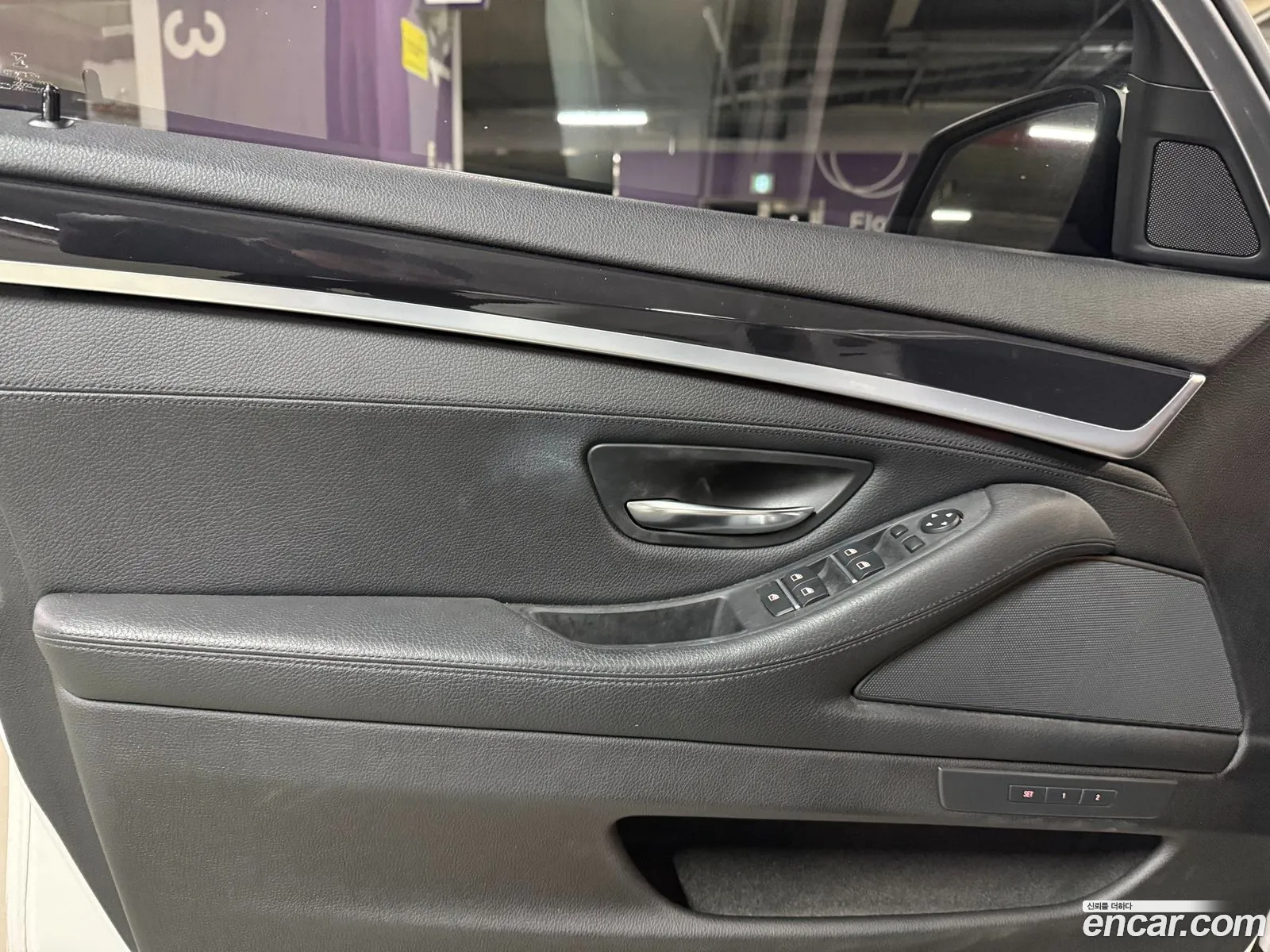 BMW 5 Series 2015 — 12