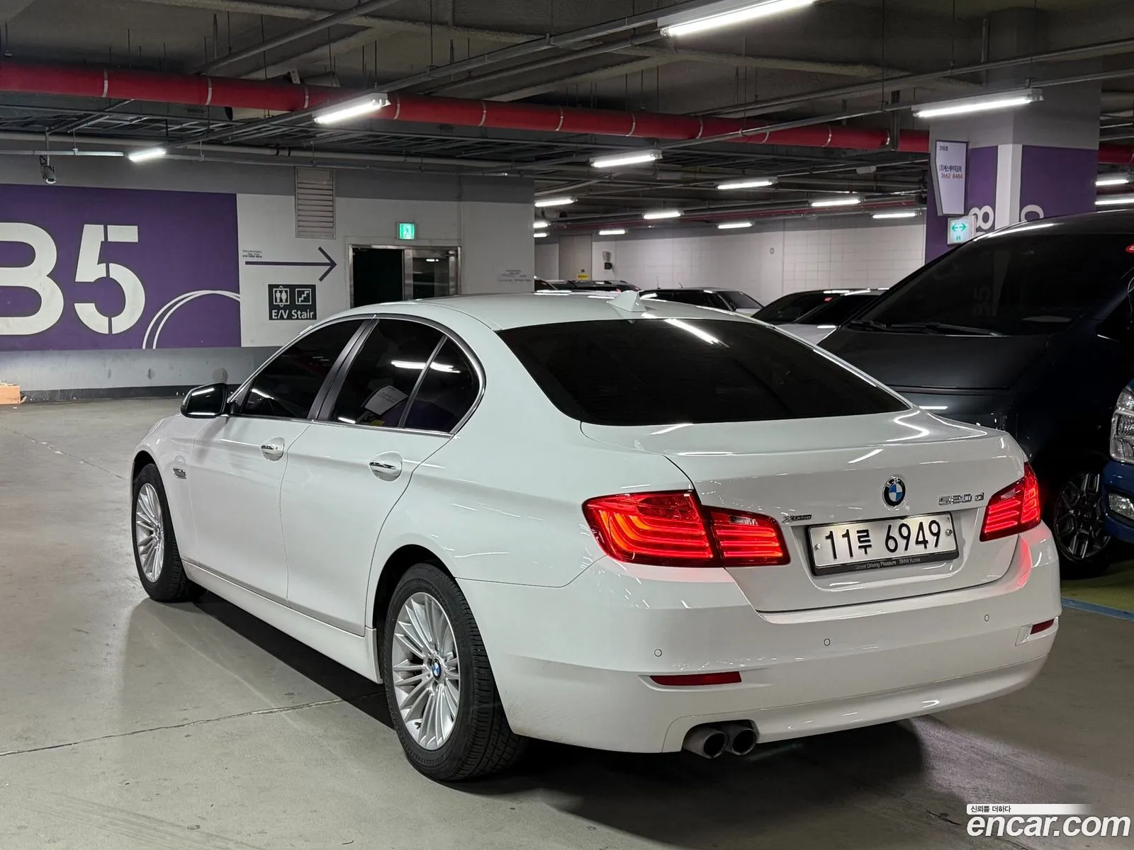BMW 5 Series 2015 — 17