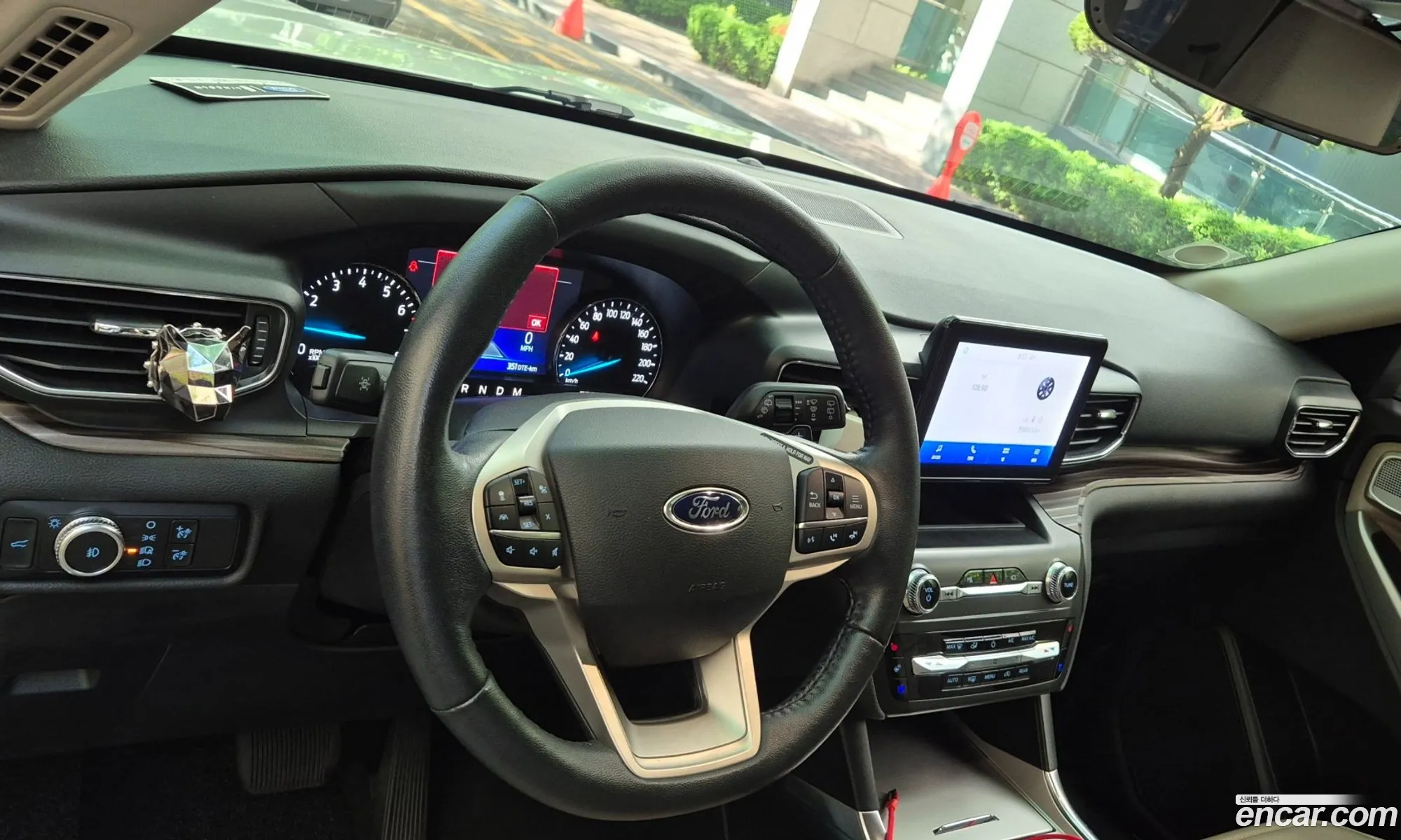 Ford Explorer 6th Gen 2020 — 10