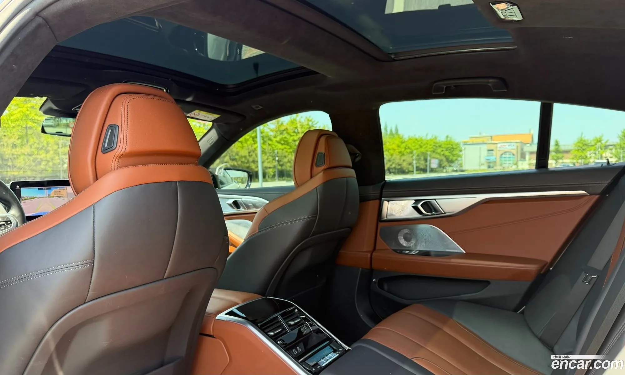 BMW 8 Series 2023 — 6