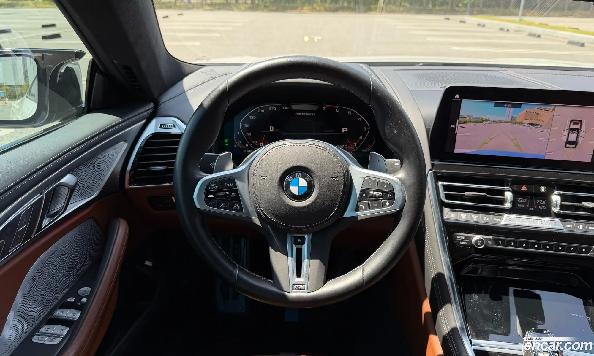 BMW 8 Series 2023 — 7