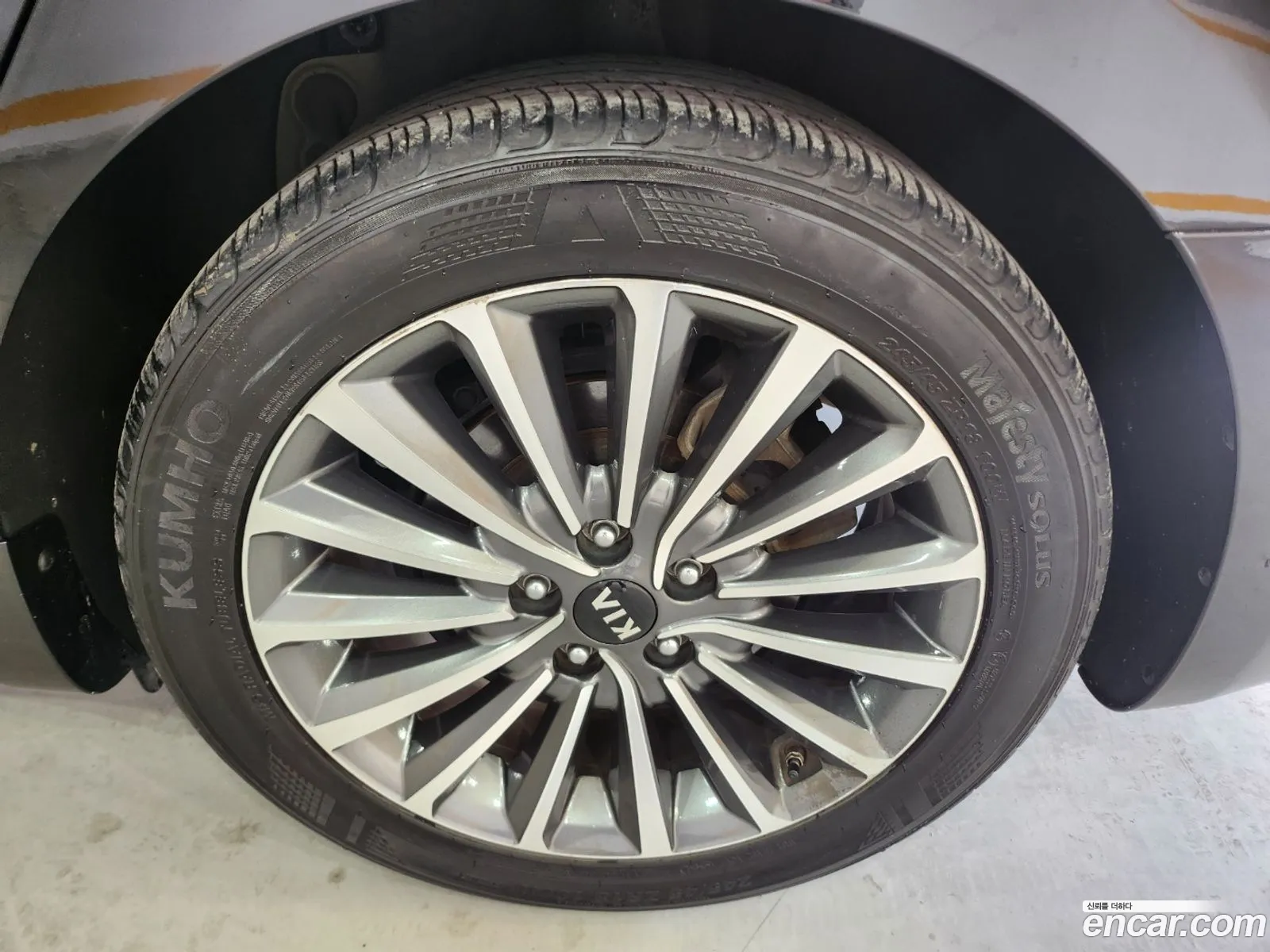 Kia K7 2018 — 8