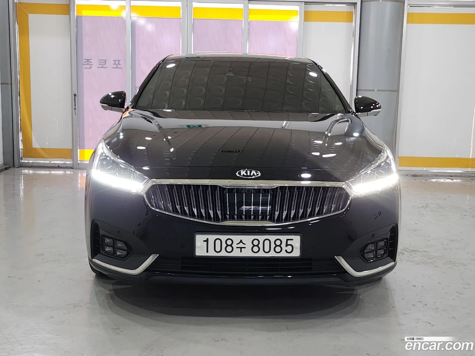 Kia K7 2018 — 2