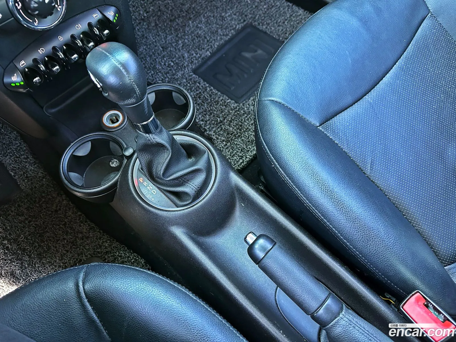 Mini Cooper 2011 — 2