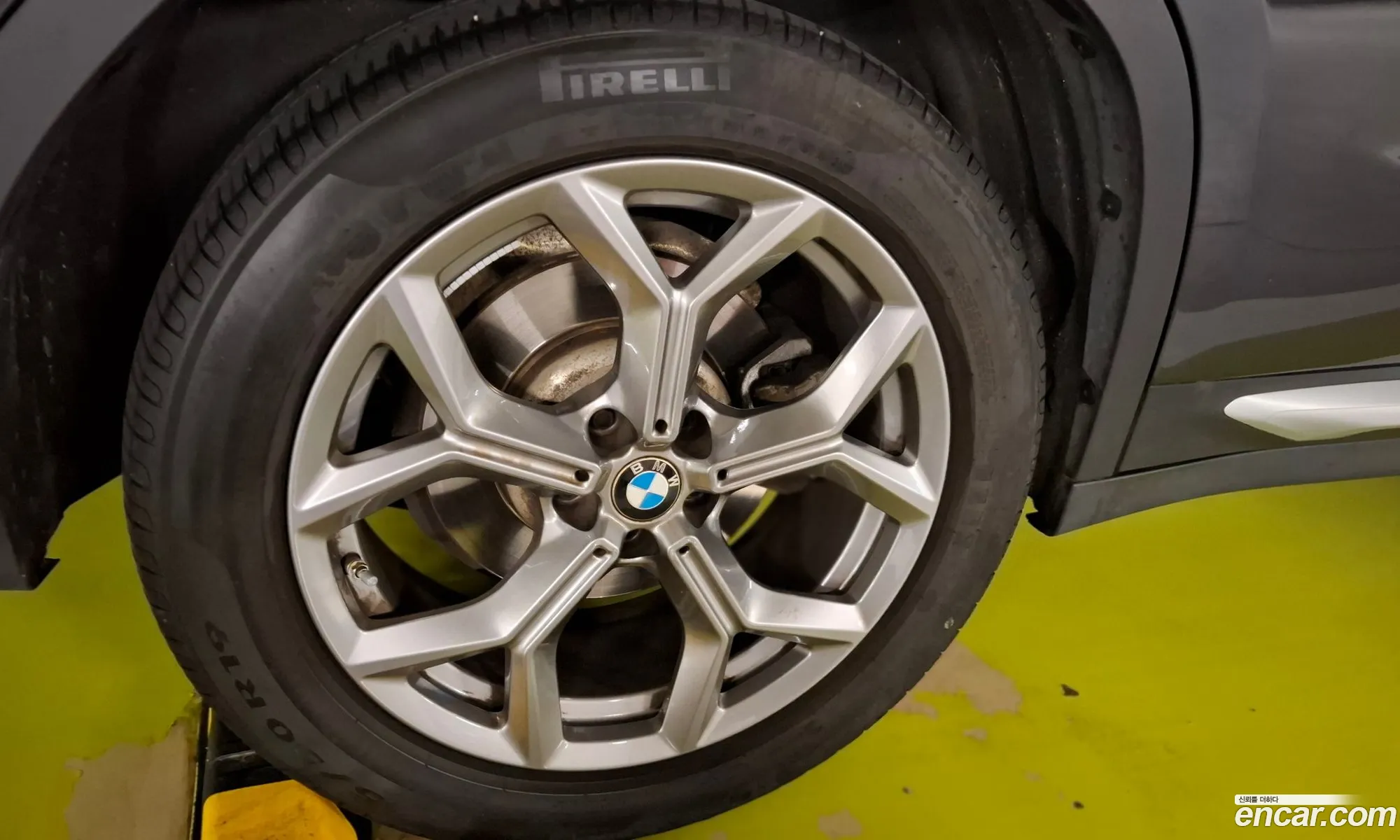 BMW X4 2023 — 18