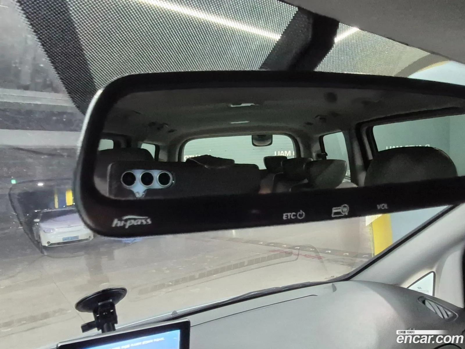 Hyundai Grand Starex 2013 — 16