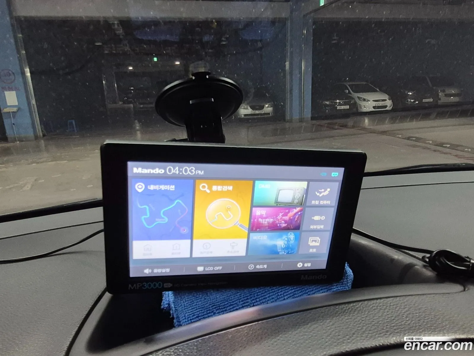 Hyundai Grand Starex 2013 — 12