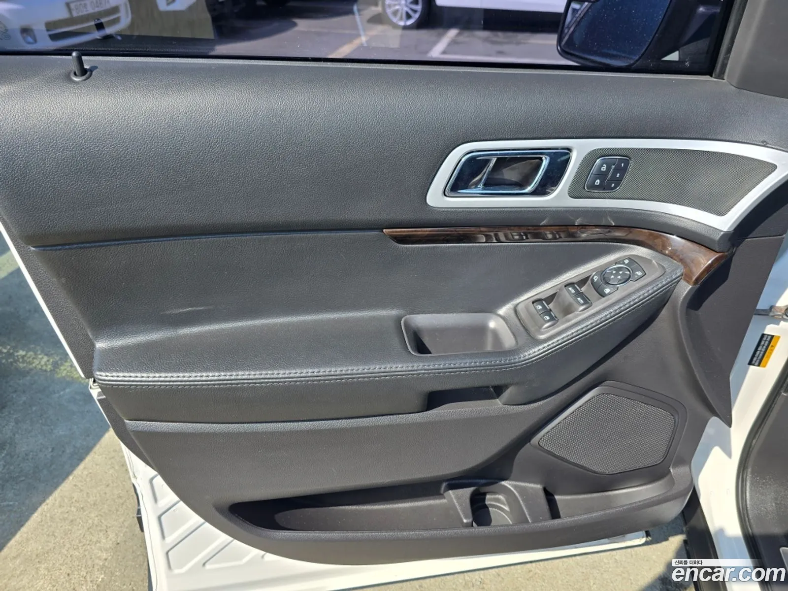 Ford Explorer 2015 — 2