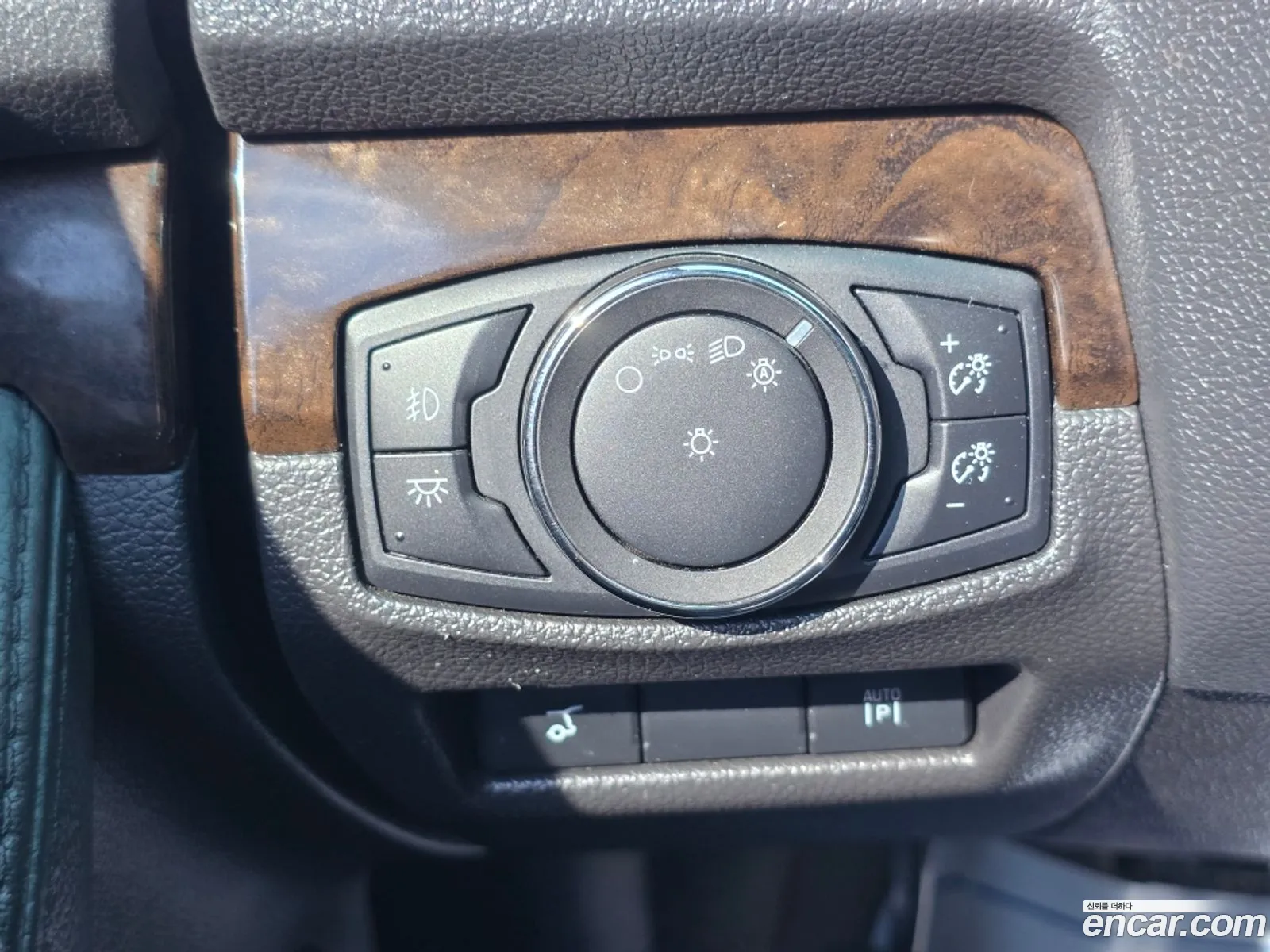 Ford Explorer 2015 — 9