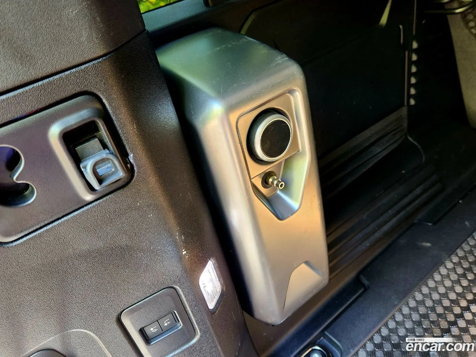 Land Rover Defender 2020 — 7
