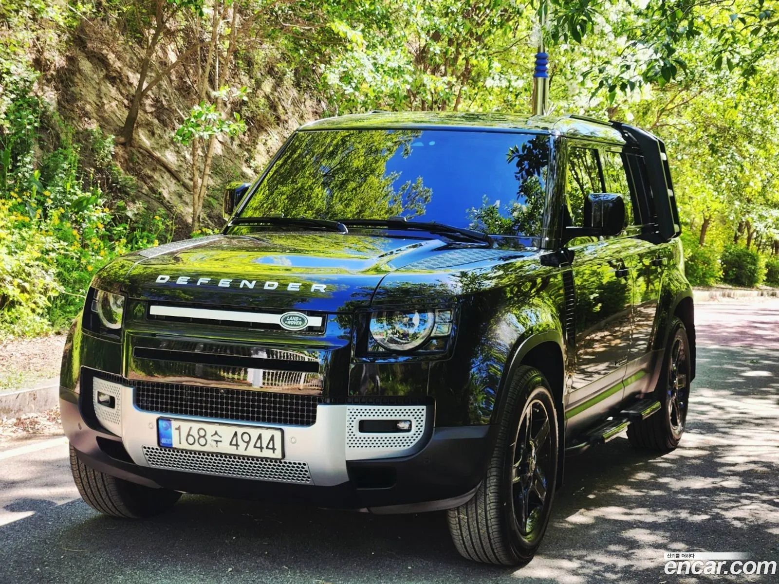 Land Rover Defender 2020 — 15