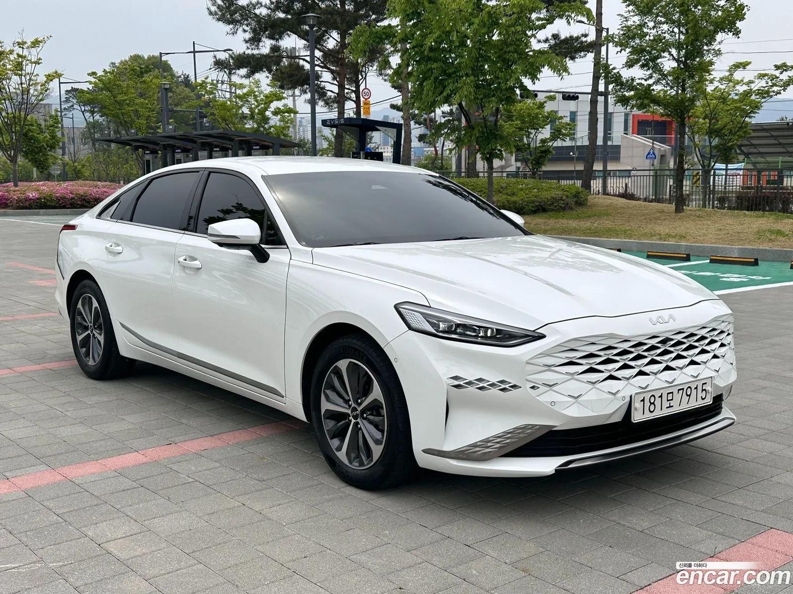 Kia K8 Hybrid 2022 — 3